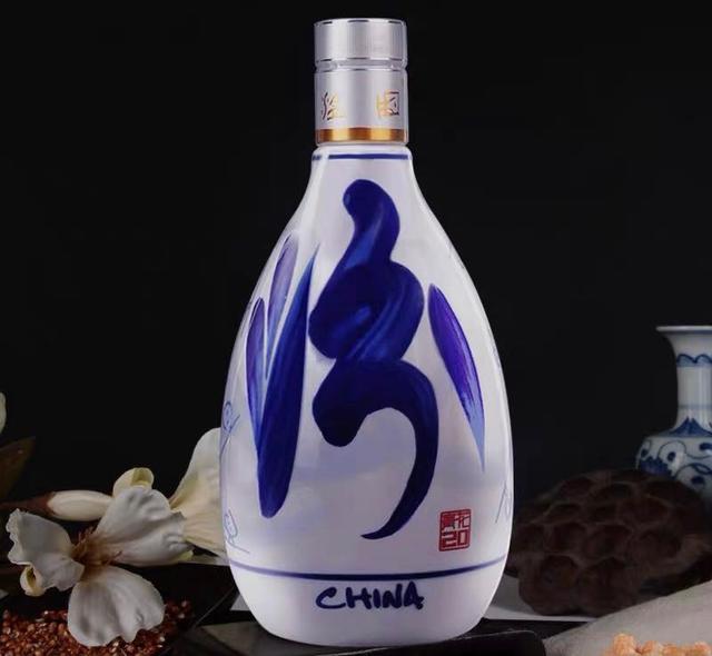 春节送礼选酒指南,6款“高性价比”白酒,不仅省钱还有面子