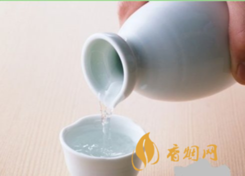 笙歌散后酒初醒的意思_十大散酒品牌_酒干客散独念伊打一字